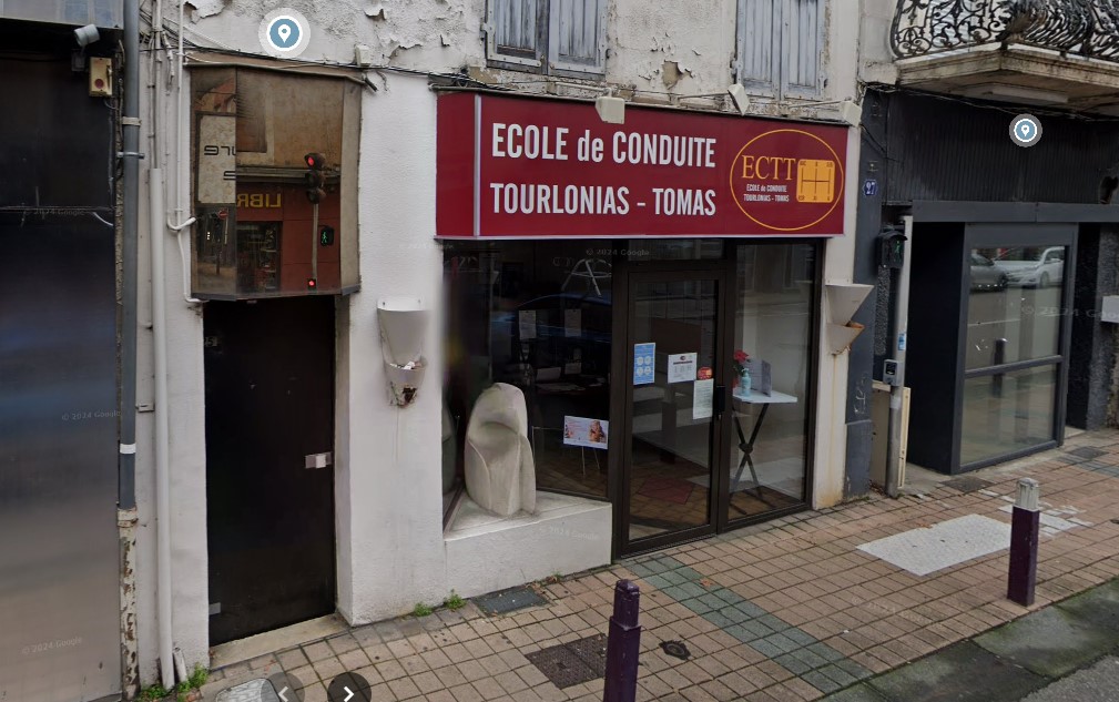 vitrine-auto-ecole-ectt-bourgoin